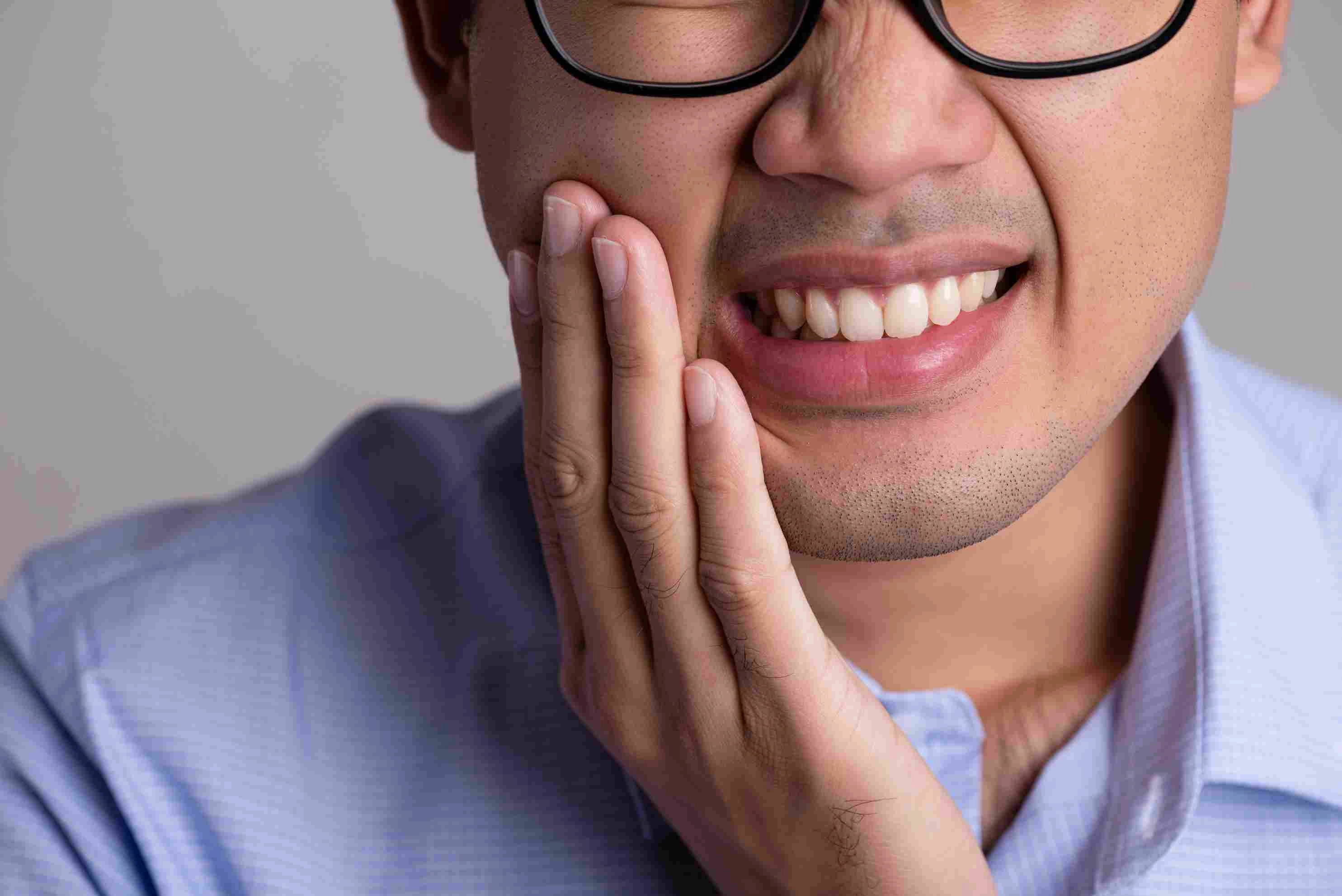 5 Obat Paling Efektif Mengatasi Sakit Gigi Berlubang
